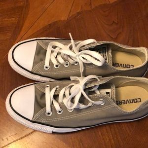 EUC Light Olive Green Converse W:9 M:7